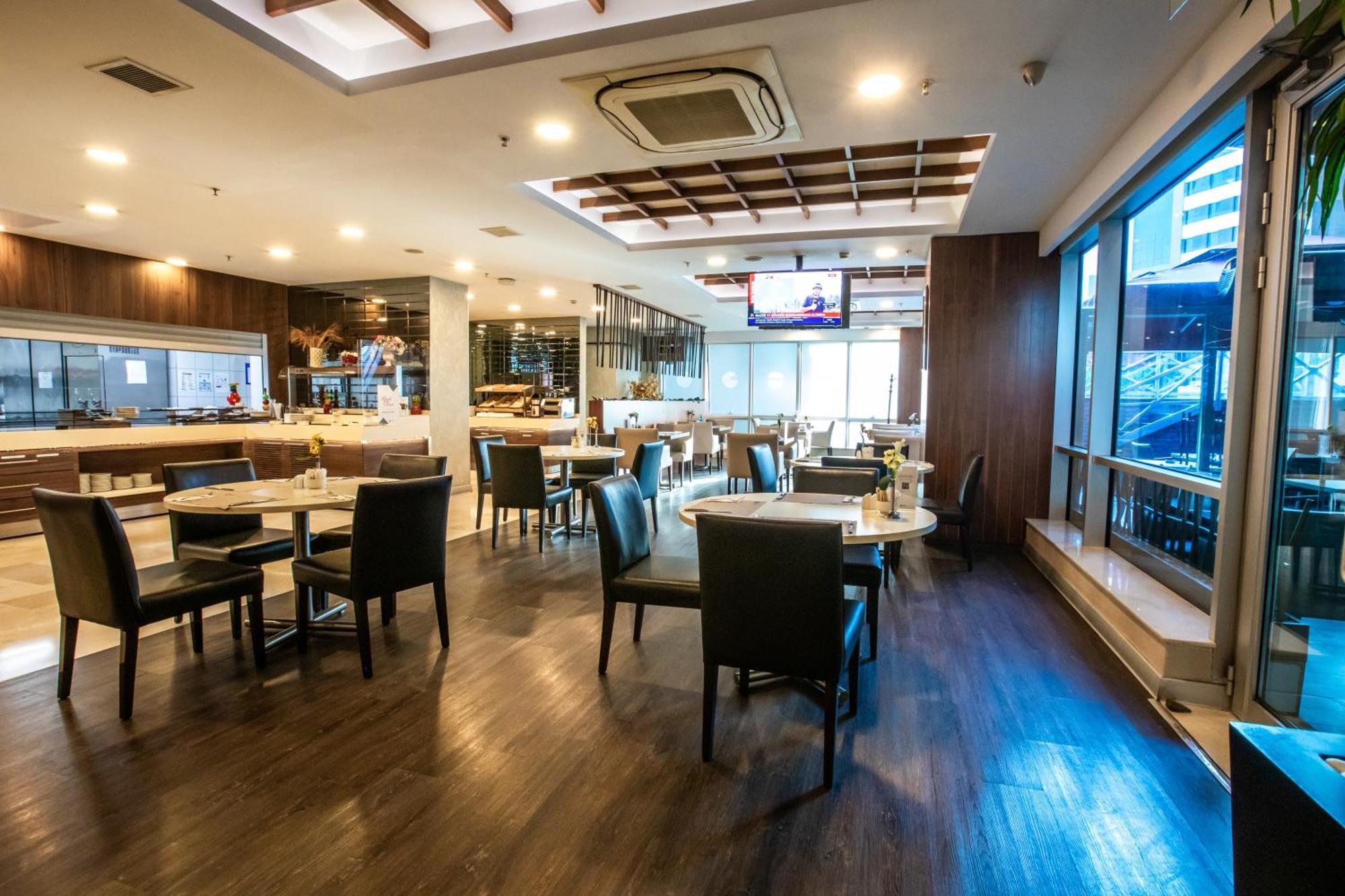 Ramada Encore Istanbul Kartal Exterior foto
